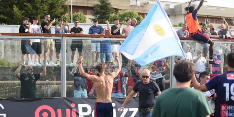 Lavello-Taranto 2-3, la cronaca: vittoria all’ultimo respiro. E’ Serie C!