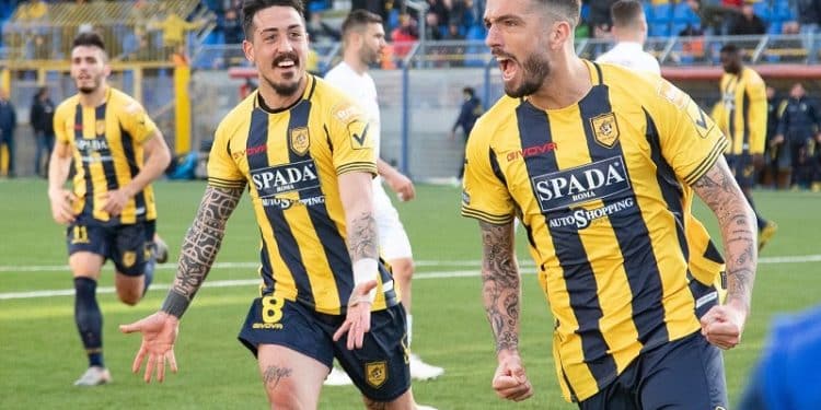 Juve Stabia, il nuovo allenatore è Walter Novellino