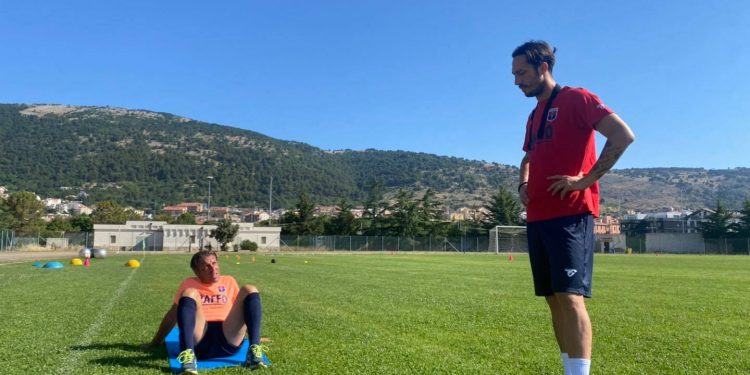 Taranto, domenica la prima amichevole in famiglia