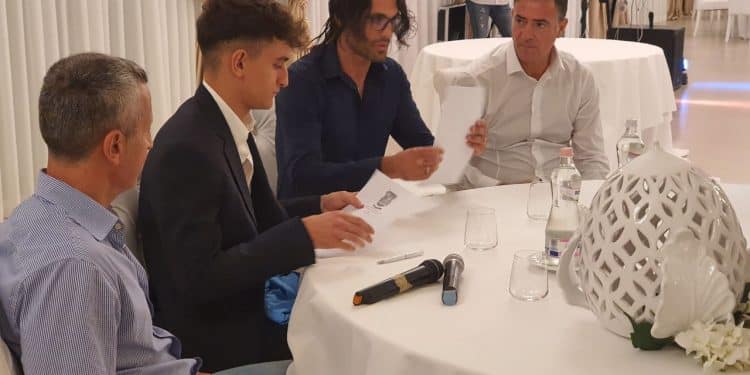 Calcio, mercato: Piersilvio Dragone firma per il Glacis United Football Club