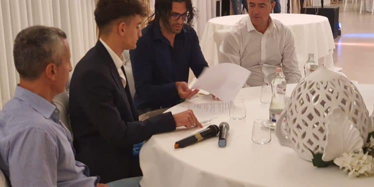 Calcio, mercato: Piersilvio Dragone firma per il Glacis United Football Club
