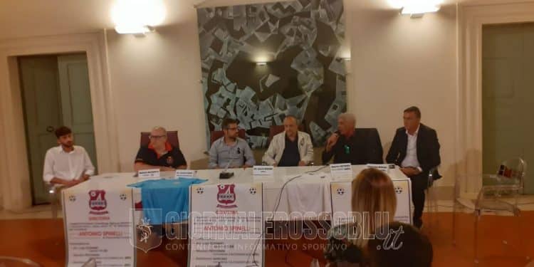Calcio, Antonio Spinelli firma per il Glacis United F.C.