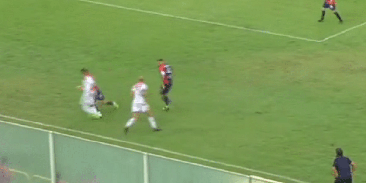 Taranto-Palermo 3-1, la moviola: giusta l’espulsione ai danni di Lancini