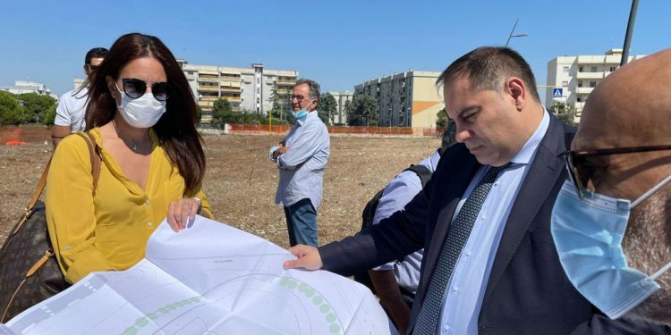 Nuovo centro sportivo a Talsano, il sindaco Melucci avvia il cantiere