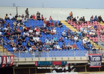 Taranto, la torcida rossoblu motore aggiunto della squadra di Laterza