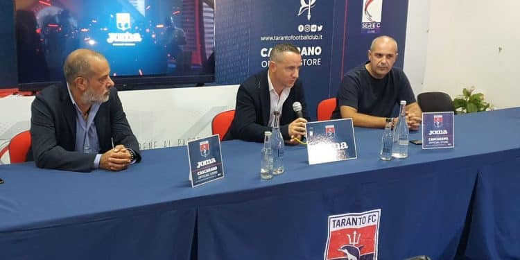 Taranto, presentato ufficialmente il nuovo sponsor tecnico Joma