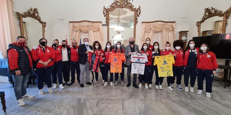 Città di Taranto c5 femminile, presentate le nuove maglie