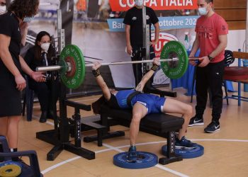 Luciana Fina vince la Coppa Italia di distensione su panca