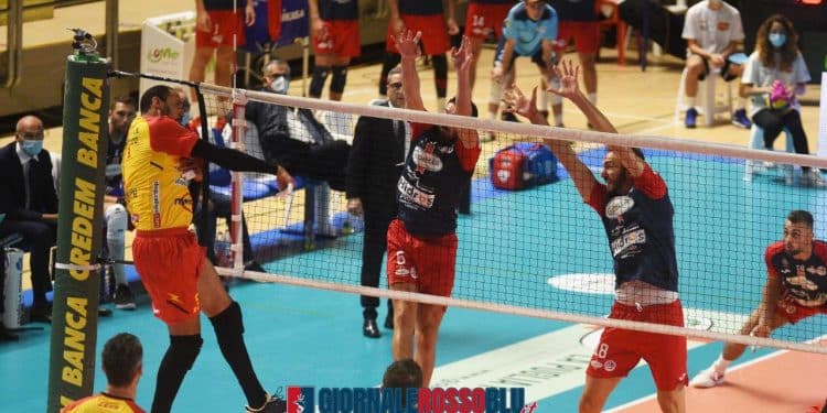 Prima sconfitta stagionale per la Gioiella Prisma Taranto