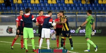 Juve Stabia-Taranto 3-2, la cronaca: al Menti non basta il cuore. Le vespe “stoppano” i rossoblu