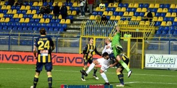 Juve Stabia-Taranto 3-2, la cronaca: al Menti non basta il cuore. Le vespe “stoppano” i rossoblu
