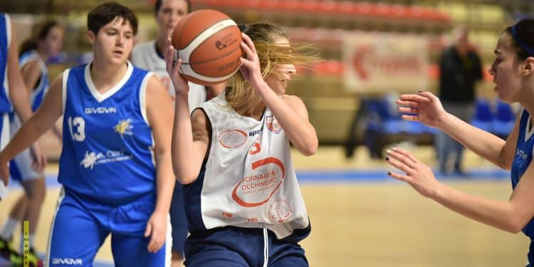 Dinamo Basket Taranto – Intrepida Basket Brindisi 70-47, la fotogallery