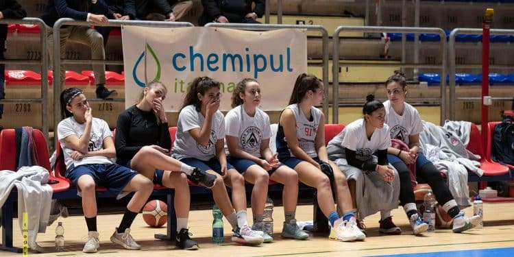 Dinamo Basket Taranto – Intrepida Basket Brindisi 70-47, la fotogallery