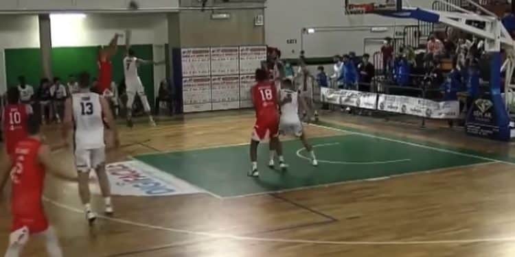 Valentino Basket Castellaneta, vittoria sulla Nuova Matteotti Corato