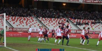 Bari-Taranto 3-1, la cronaca: troppo divario in campo, il derby va ai padroni di casa