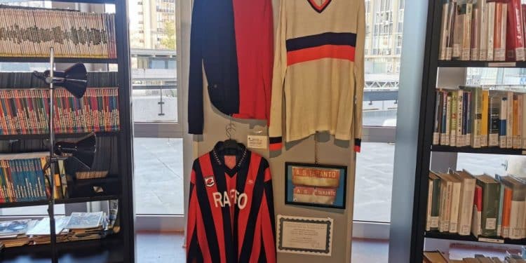 Taranto, la mostra dei cimeli al Museo del Taranto Calcio (la fotogallery)