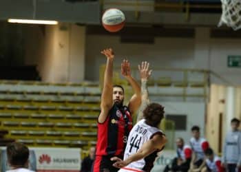 Viola RC-CJ Basket 63-86: gran successo esterno di Taranto!