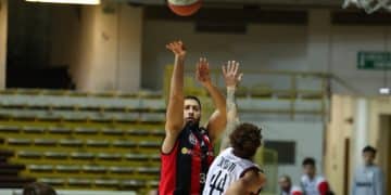 Viola RC-CJ Basket 63-86: gran successo esterno di Taranto!