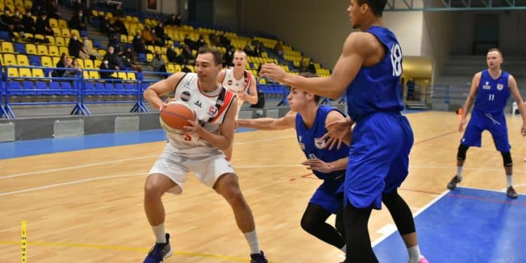 CJ Basket-Formia 80-75, Taranto comincia vincendo il 2022
