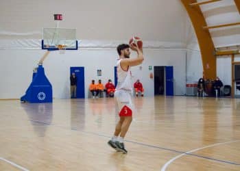 Valentino Basket Castellaneta, alle 18 sfida ad Ostuni