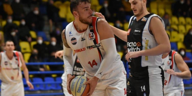 CJ Basket-Ruvo 76-98: Taranto si arrende alle triple della Talos
