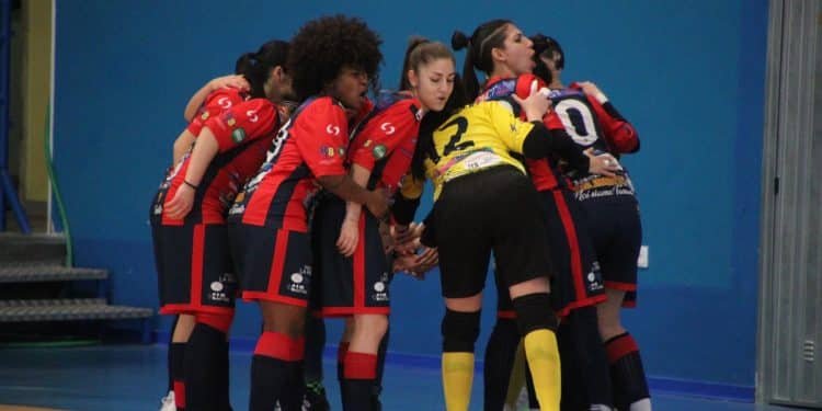 Solidarietà al Città di Taranto Calcio a 5 Femminile e alla giocatrice Deise Ramos