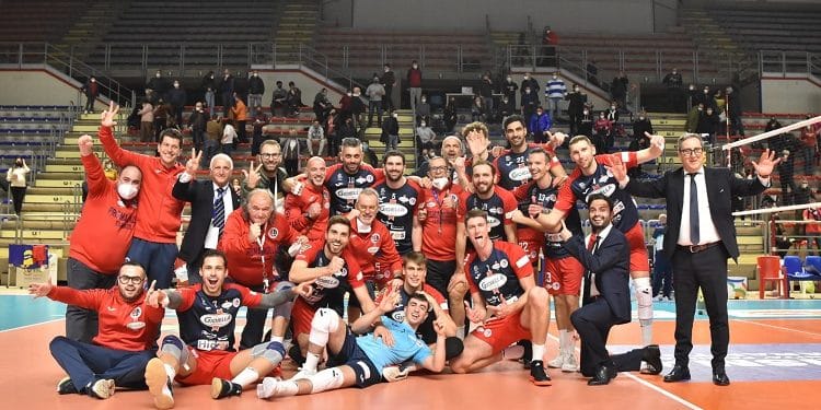 Prisma Taranto Volley, tre punti fondamentali nella corsa alla salvezza
