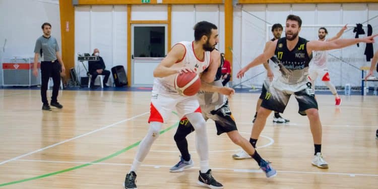 Valentino Basket Castellaneta, sfida interna all’Adriatica Industriale Corato