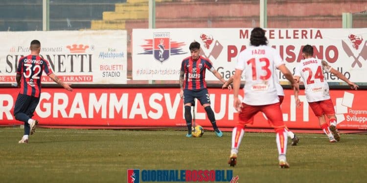 Taranto-Catanzaro 0-1, la fotogallery