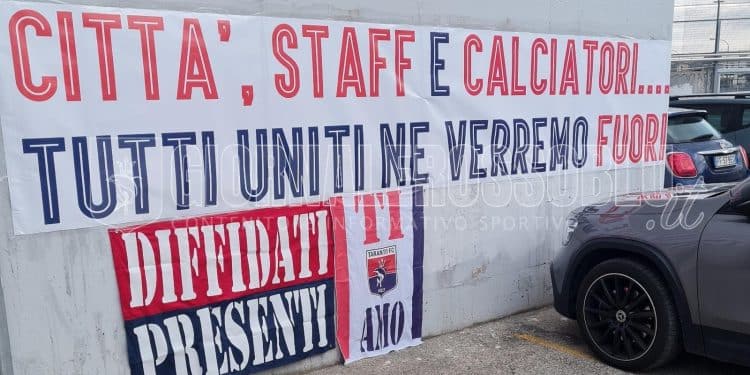 Taranto, tifosi: “Lo Zoccolo Duro” si unisce attorno alla squadra