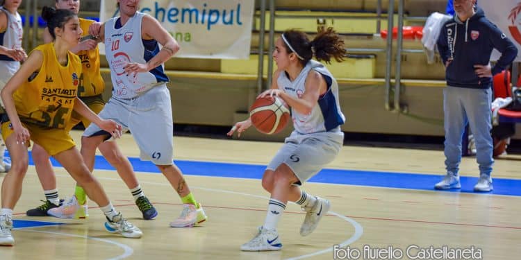 Dinamo Taranto Basket, vittoria nel derby contro la Santa Rita