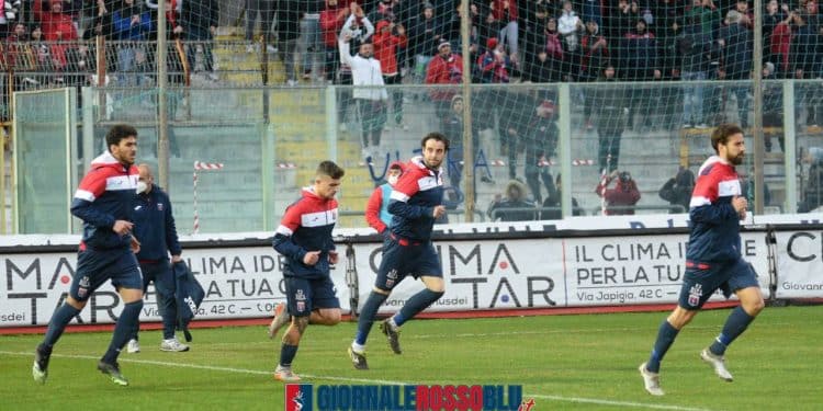 Taranto-Foggia 1-1, la cronaca: Saraniti risponde a Nicolao. Il derby finisce pari