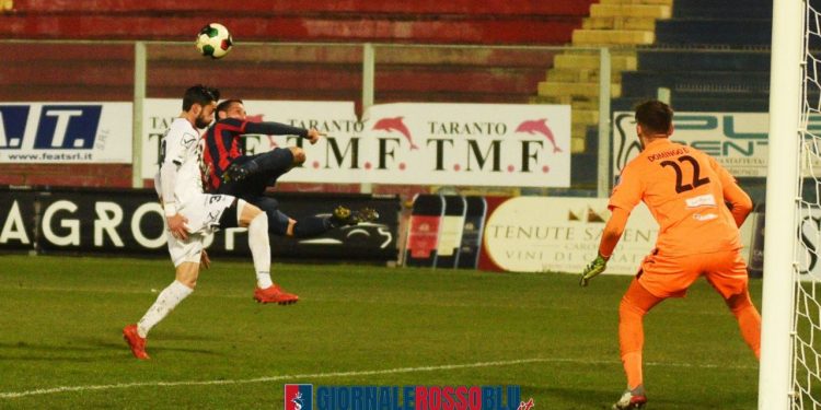 Taranto-Foggia 1-1, la cronaca: Saraniti risponde a Nicolao. Il derby finisce pari