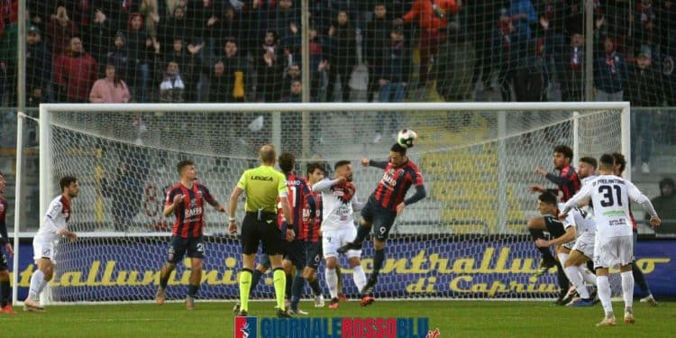 Taranto-Foggia 1-1, la cronaca: Saraniti risponde a Nicolao. Il derby finisce pari