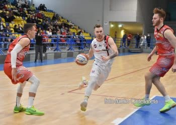 CJ Basket-Molfetta 72-81: Taranto si inceppa al Palafiom