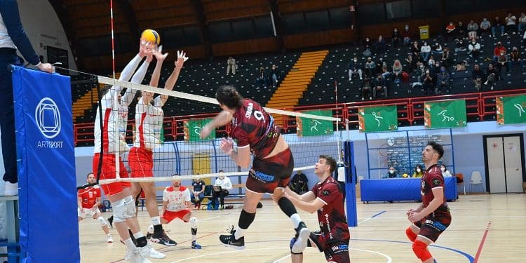 Volley Club Grottaglie: cuore e testa non bastano, passa il Bari