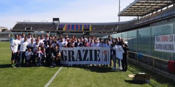 Taranto, la squadra di Laterza incontra i tifosi del futuro grazie allo “Zoccolo Duro”