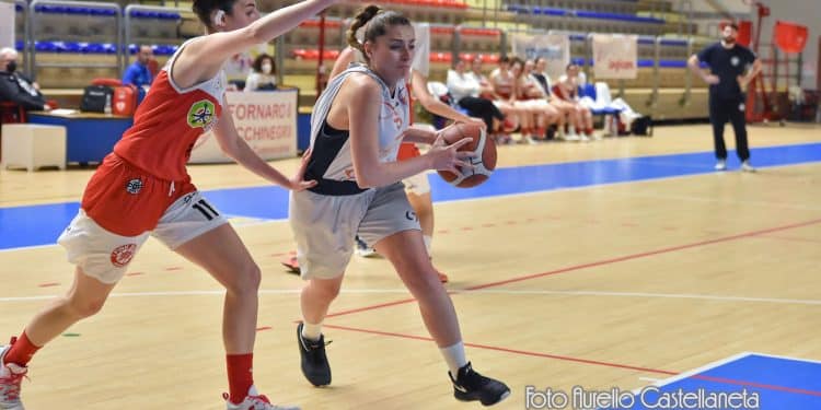Dinamo Taranto-Pink Bari Basket 61-39, la fotogallery