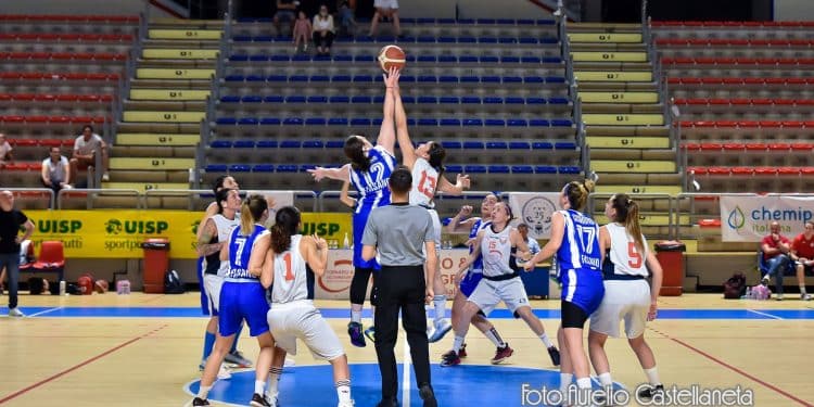 Dinamo Taranto Basket-ASD Basket Fasano 39-49, la fotogallery
