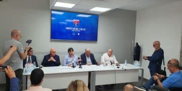 Taranto: presentato ufficialmente Nicola Dionisio, la fotogallery