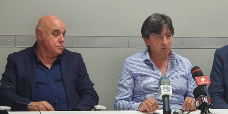 Taranto: presentato ufficialmente Nicola Dionisio, la fotogallery