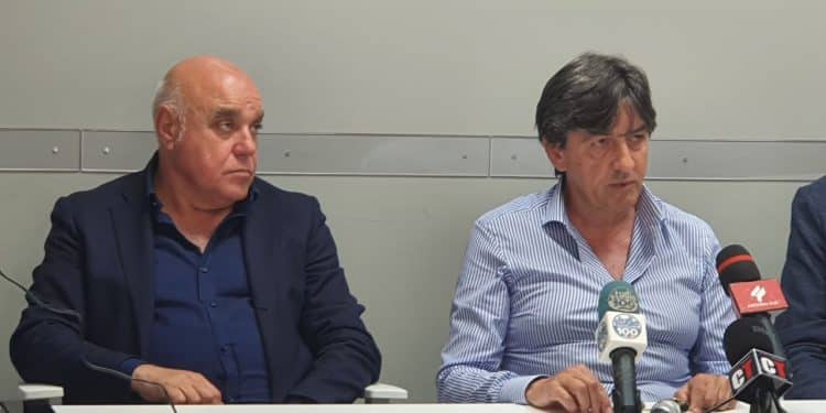 Taranto: presentato ufficialmente Nicola Dionisio, la fotogallery