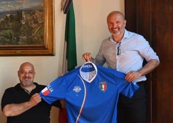 Presentata la nuova maglia azzurra della Nazionale Italiana di Calcio Balilla Paralimpico