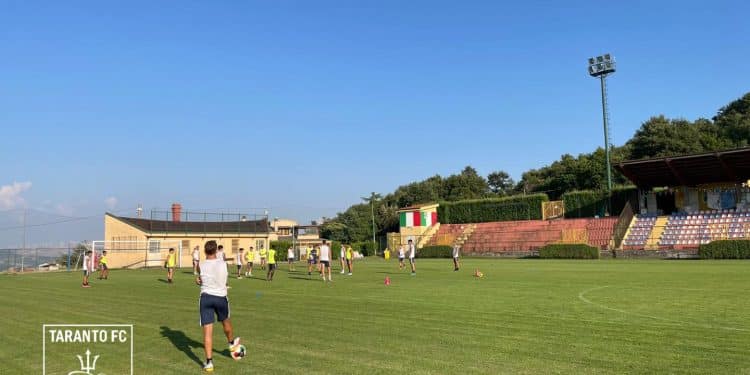 Taranto, quindici reti nella prima uscita stagionale