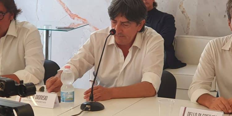 Taranto, presentato ufficialmente Nello Di Costanzo: la fotogallery