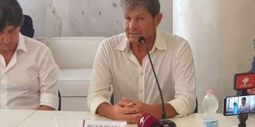 Taranto, presentato ufficialmente Nello Di Costanzo: la fotogallery