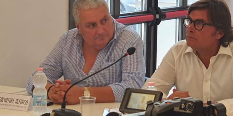 Taranto, presentato ufficialmente Nello Di Costanzo: la fotogallery