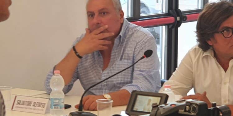 Taranto, presentato ufficialmente Nello Di Costanzo: la fotogallery