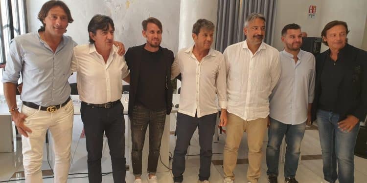 Taranto, presentato ufficialmente Nello Di Costanzo: la fotogallery