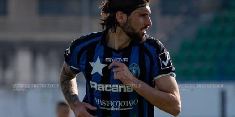 Taranto, difesa rinforzata con Edoardo Vona: la carriera